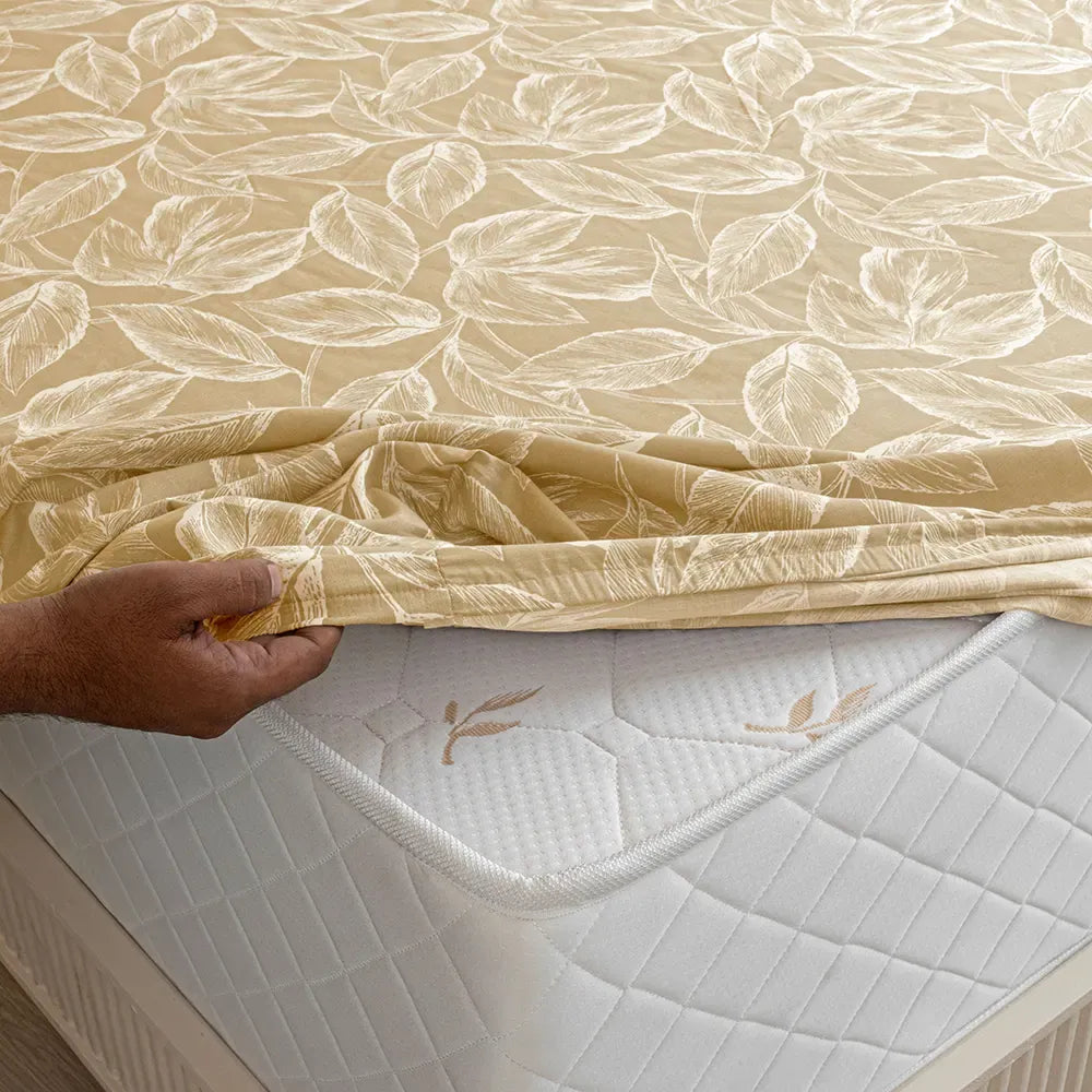 Waterproof Mattress Protector - Dustproof & Allergen Guard Fitted Bedsheet