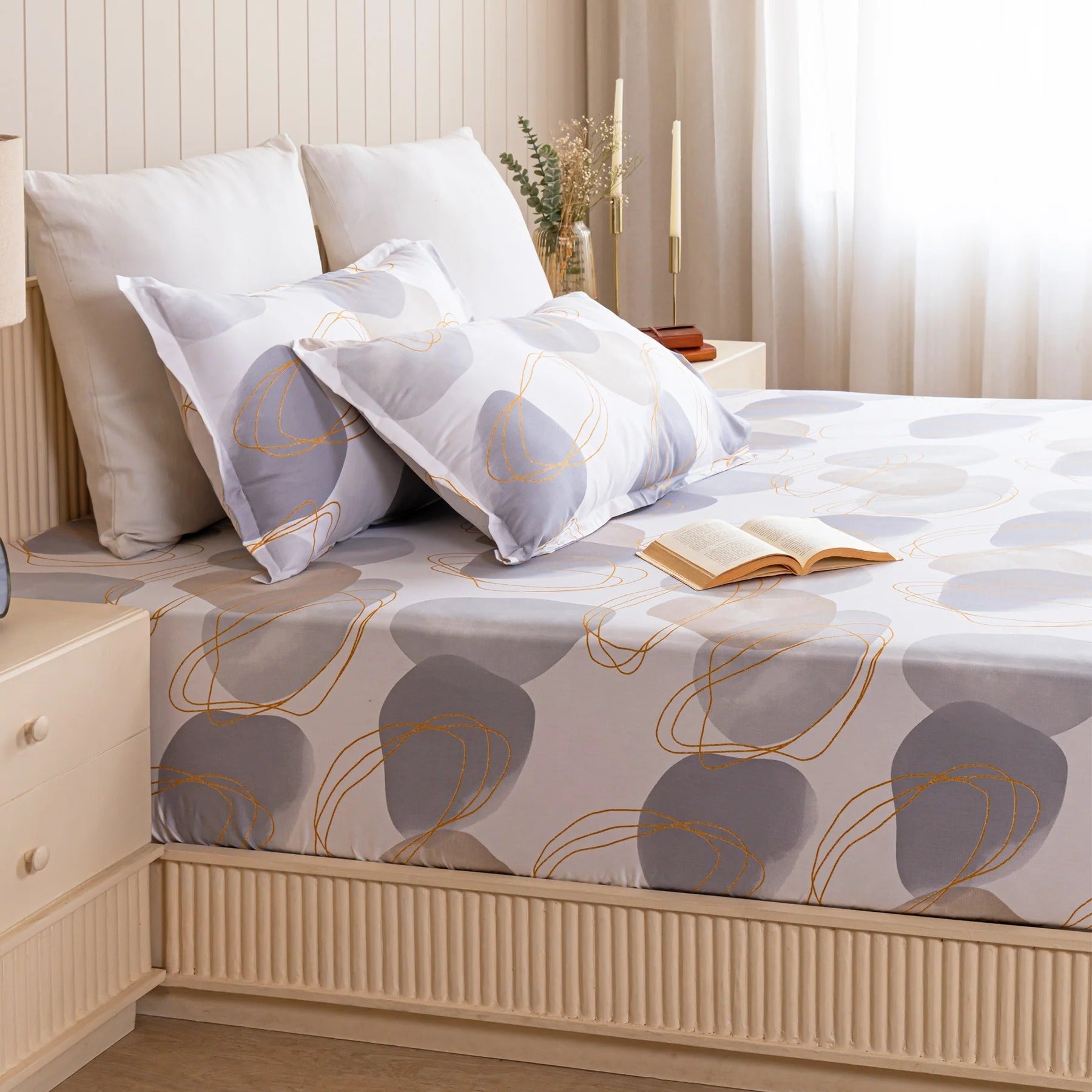 Waterproof Mattress Protector - Dustproof & Allergen Guard Fitted Bedsheet